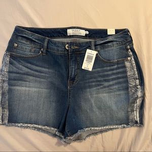 *New w Tags* Torrid jean shorts size 16